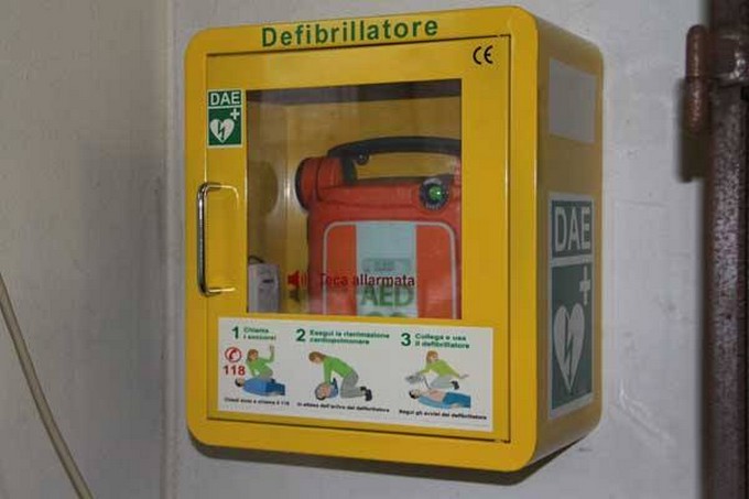 Malonno, domenica la Protezione Civile consegna alla comunità due defibrillatori