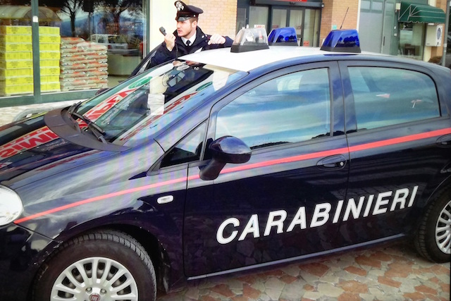 Ossimo. Rapinatore evade dai domiciliari e va al bar, arrestato dai Carabinieri