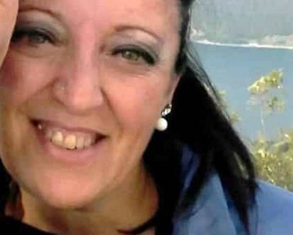 Centinaia di persone a Zazza per l’ultimo saluto a Tina Villani, mentre il 26enne che ha causato lo schianto mortale è stato ascoltato dal gip