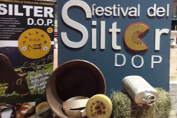 Il formaggio Silter DOP ha una targa e un logo