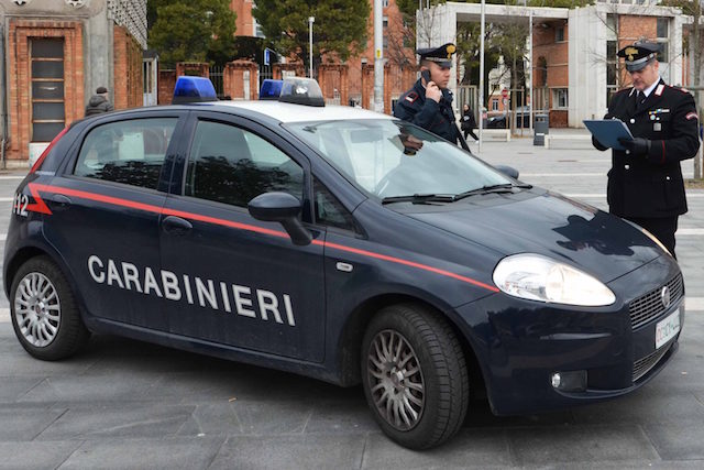 Artogne, arrestato 19enne per rapina e tentato furto