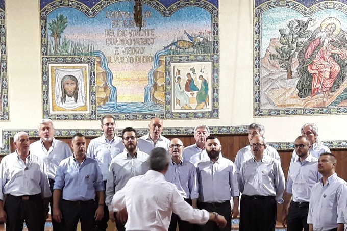 Breno, festa per il 40esimo del Coro Voci dalla Rocca