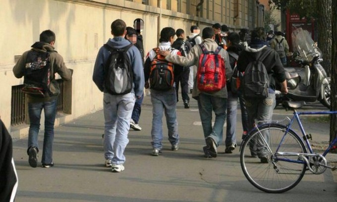 Iscrizioni al prossimo anno scolastico, in provinicia di Brescia calano quelle ai licei
