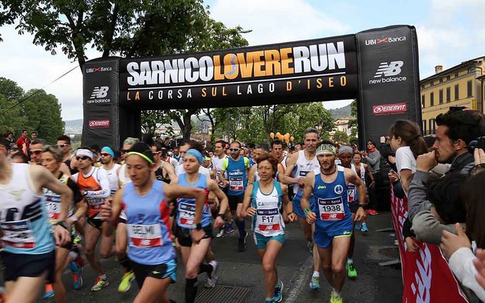 Strada rivierasca riaperta, i cinquemila della Sarnico-Lovere Run ai blocchi di partenza