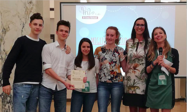 Un detersivo a chilometro zero: l’idea degli studenti di Darfo premiata a Milano