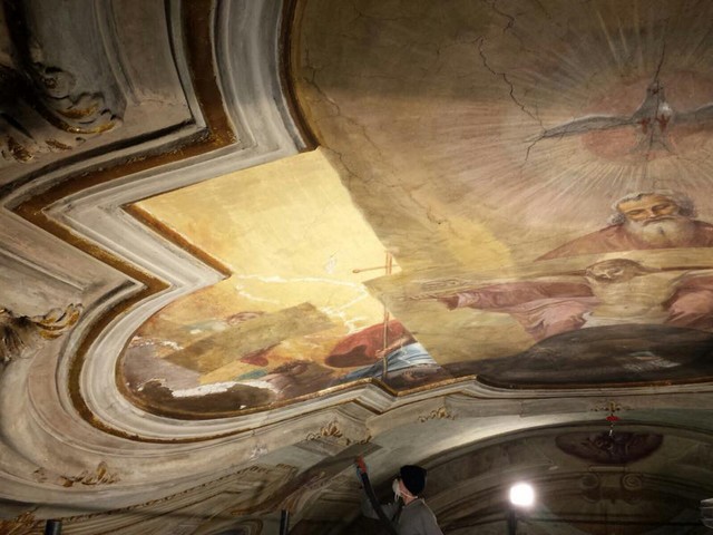Angolo Terme, dai lavori di restauro della chiesa parrocchiale una sorpresa