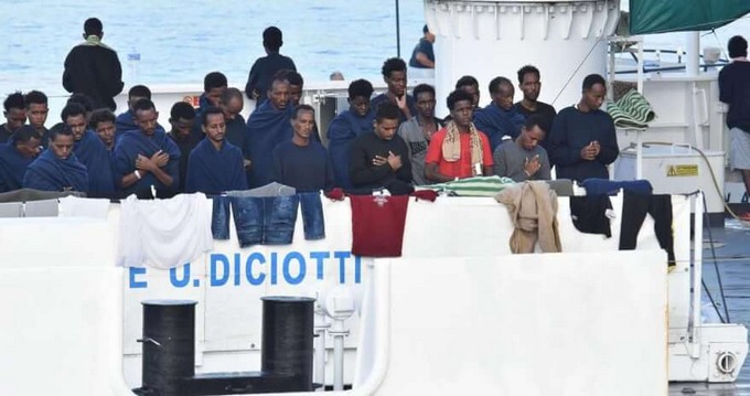 Nave Diciotti, alcuni dei migranti sbarcati verranno accolti dalla diocesi di Brescia