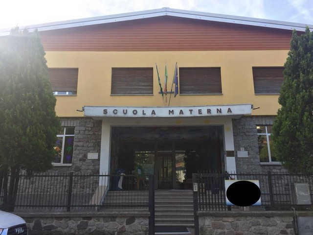 Esine, un mese dopo il caso no-vax riapre la scuola al centro del caso