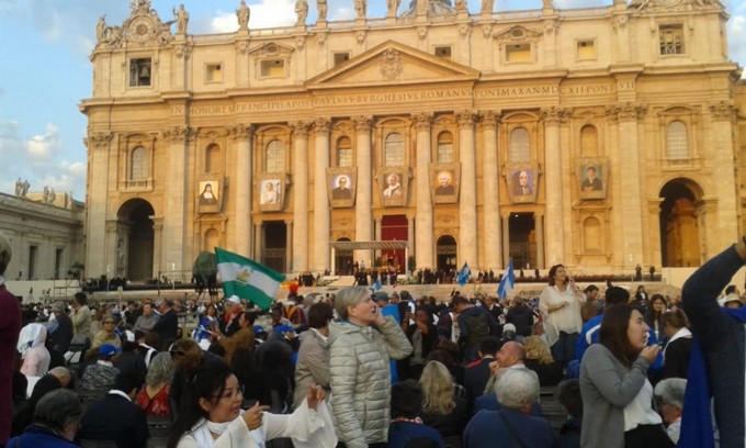 Paolo VI diventa Santo, la festa dei 5mila bresciani a Roma: la diretta su Radio Voce Camuna