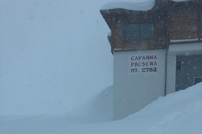 Sul Presena due metri di neve fresca: sabato si apre la stagione sciistica