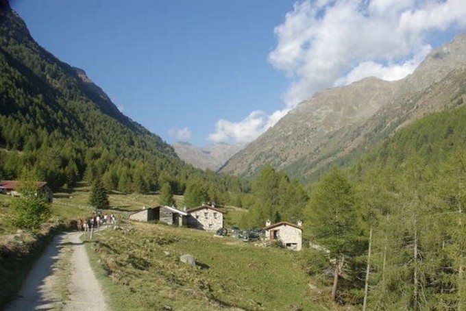 Val Grande di Vezza d’Oglio, inaugurato il nuovo parcheggio