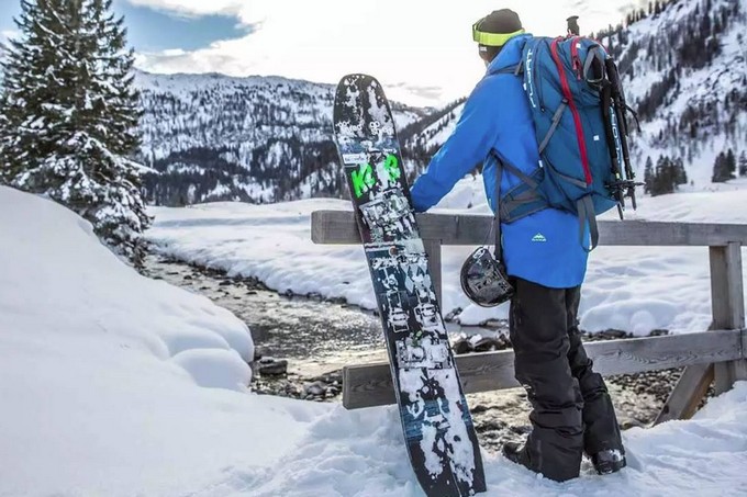Splitboard, nel fine settimana gli appassionati si radunano in alta Valle