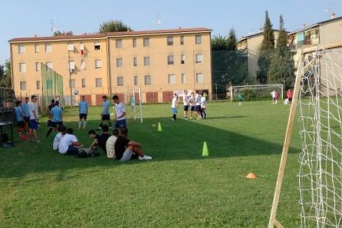 Spaccio di hashish a minori nel campetto dell’oratorio. Arrestato 21enne di Pisogne