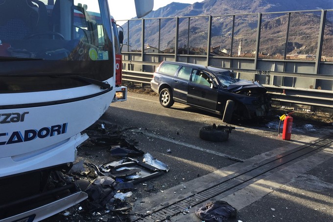 Auto contro pullman: Il giovane ferito non aveva mai conseguito la patente