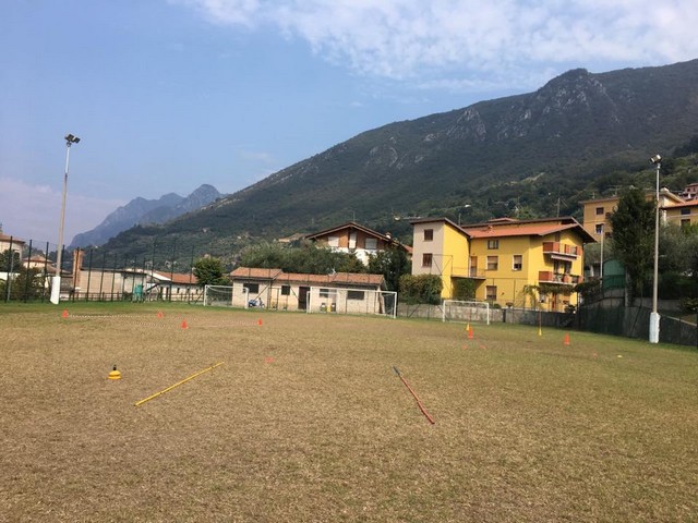 Sale Marasino, lavori per il campo sportivo (ma il sogno resta il nuovo prato)