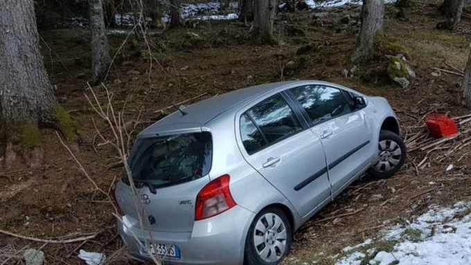 Vezza d’Oglio, prognosi riservata per la 74enne travolta dall’auto