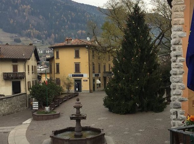 Borno, ignoti rubano il presepe all’ingresso del paese
