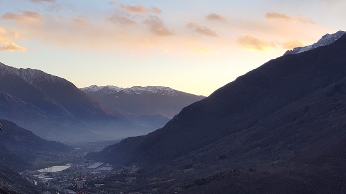 Le raffiche di vento riscaldano l’ultima domenica del 2018