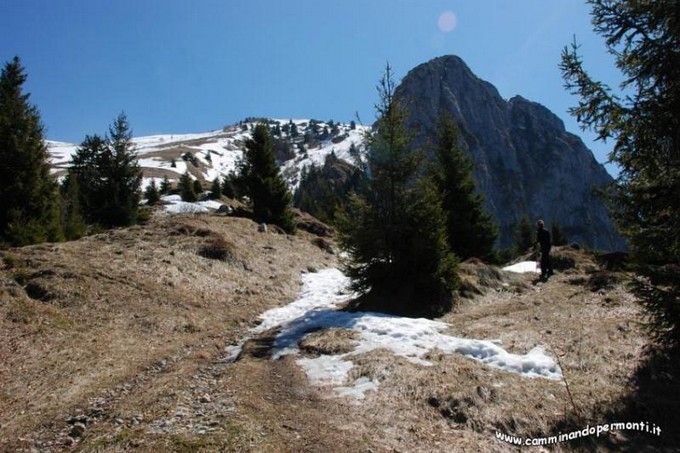 Zone, una frana blocca la ferrata della Corna del Bene