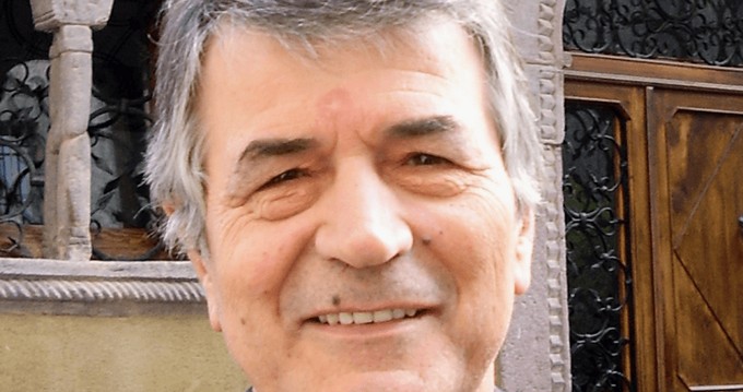 Oggi a Malegno l’ultimo saluto a don Franco Corbelli. Il Consiglio comunale di Breno gli dedica un applauso durante la seduta