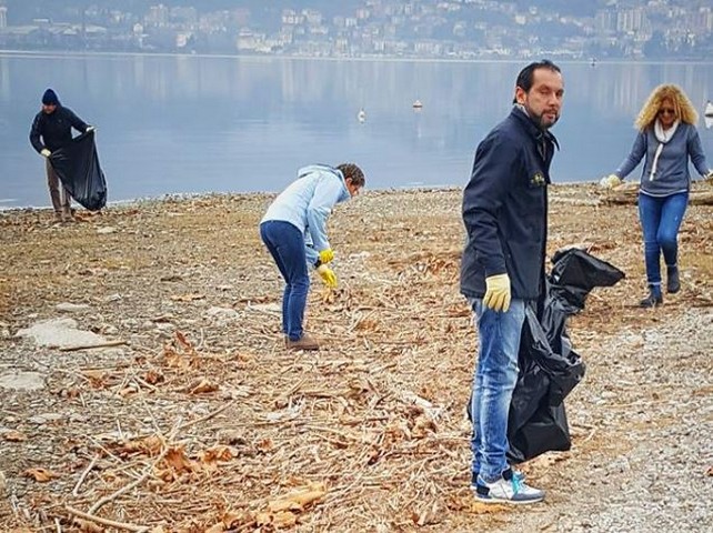 Nasce ‘Togetherlake Natura’, il gruppo di volontari che ripulisce il lago d’Iseo dai rifiuti