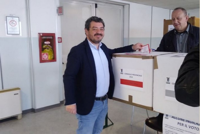 Elezioni provinciali, il Centrodestra conquista otto posti e mette in difficoltà Alghisi