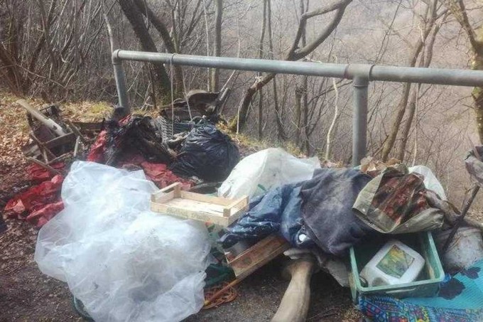 Sale Marasino, discarica abusiva in località Olo. Si cercano i responsabili
