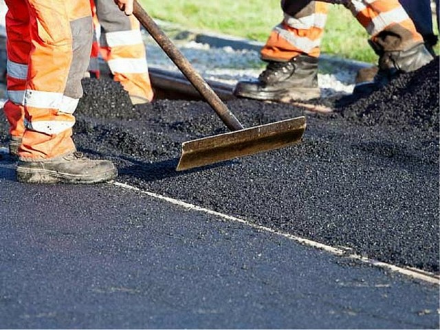 Statale 42, traffico e disagi in alta Vallecamonica per i lavori di asfaltatura avviati dall’Anas