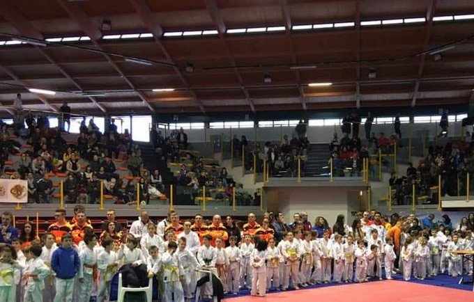 A Ponte di Legno i karateka bresciani festeggiano il 40° anniversario della fondazione del Samurai-Ryu