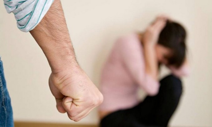 Un questionario per capire come i camuni affrontano il tema della violenza sulle donne: l’invito di una studentessa