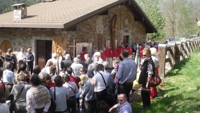 Domenica torna la Via Crucis dell’Avis fino a Baita Monte Nebo