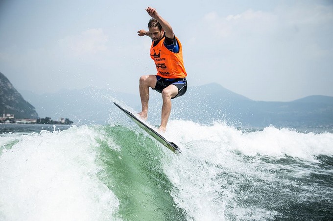Wakesurf, il campionato mondiale torna sul lago d’Iseo