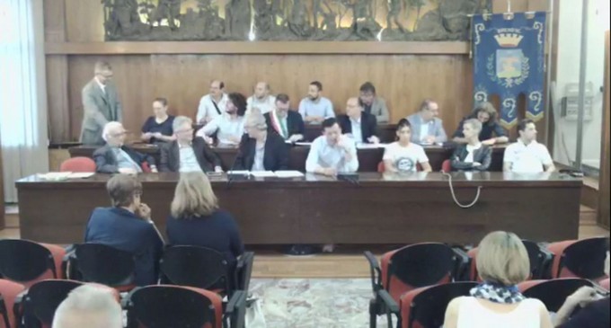 Breno, il neo sindaco Panteghini si insedia e cerca il dialogo con la minoranza
