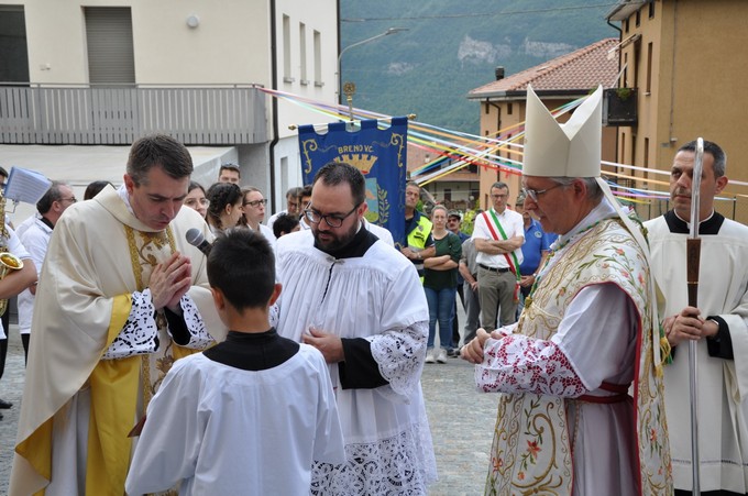 Pescarzo di Breno ha una chiesa tutta nuova e festeggia San Gioàn dei Calem